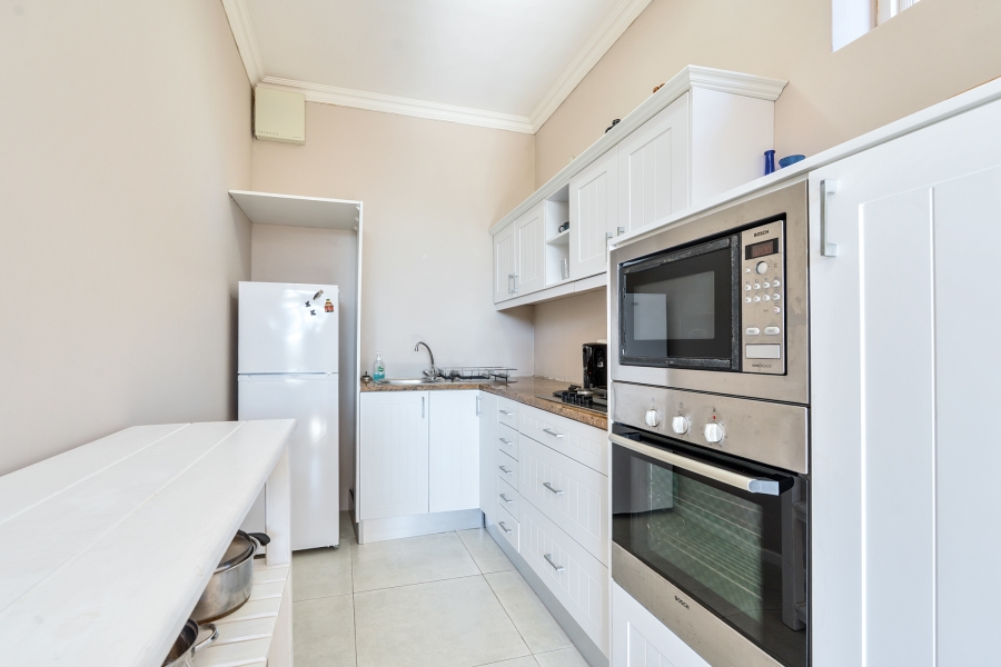 To Let 1 Bedroom Property for Rent in Hillcrest Western Cape